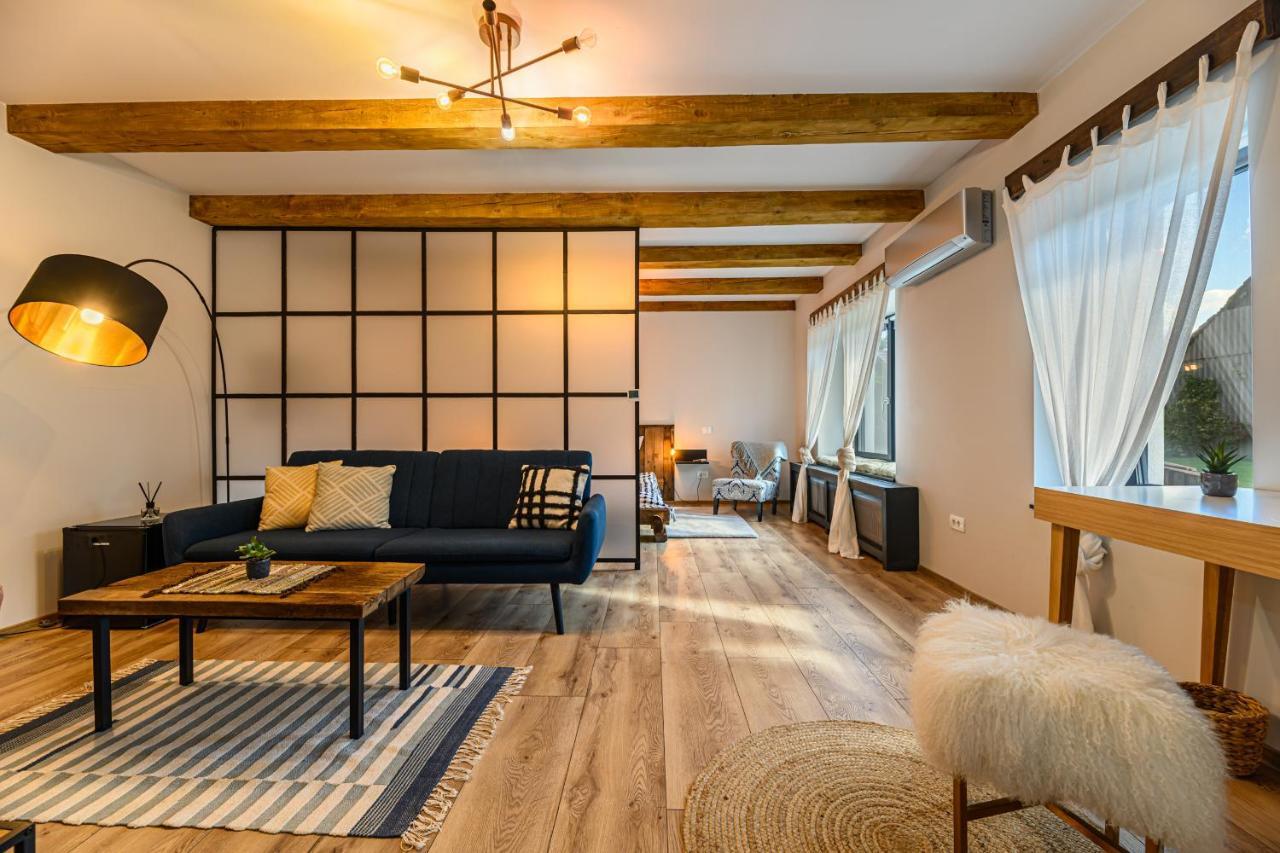 The Good House - Harman Bed & Breakfast Bagian luar foto