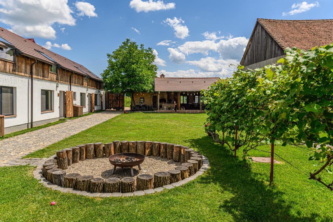 The Good House - Harman Bed & Breakfast Bagian luar foto