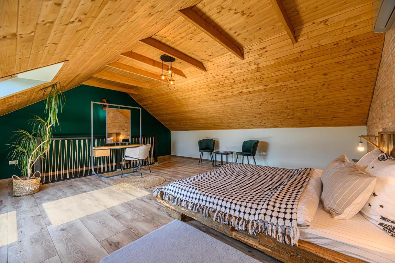 The Good House - Harman Bed & Breakfast Bagian luar foto
