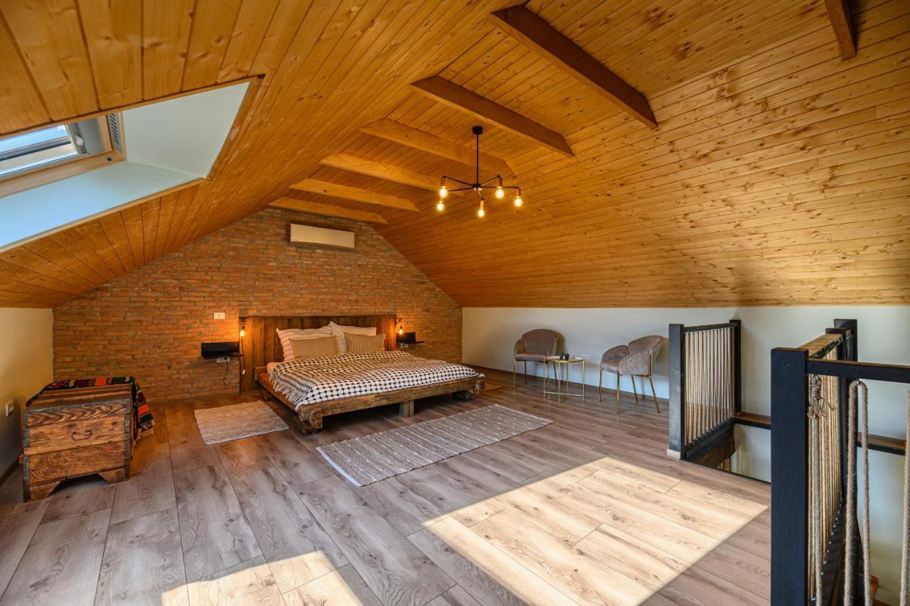 The Good House - Harman Bed & Breakfast Bagian luar foto