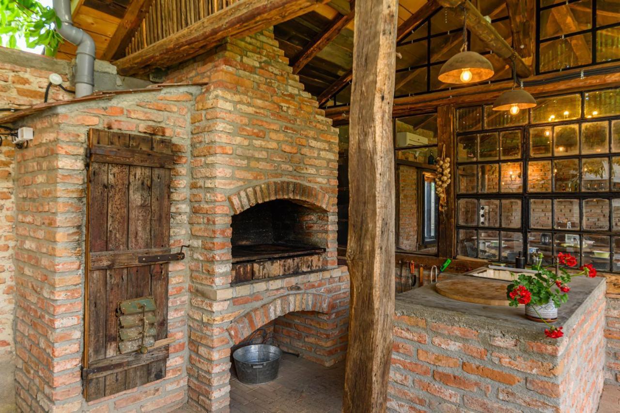 The Good House - Harman Bed & Breakfast Bagian luar foto