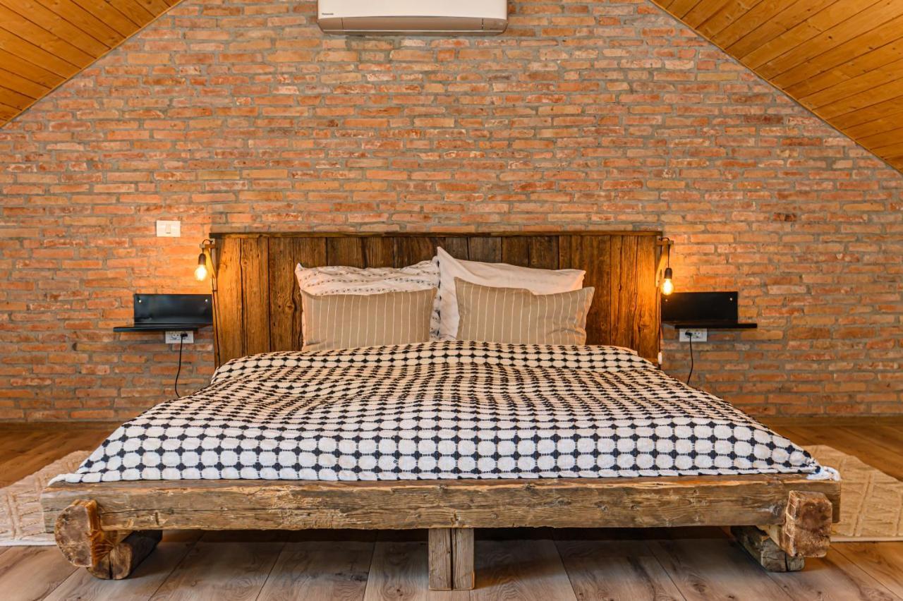 The Good House - Harman Bed & Breakfast Bagian luar foto