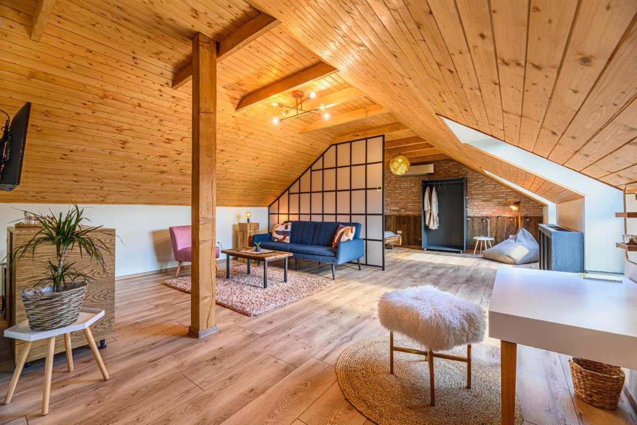 The Good House - Harman Bed & Breakfast Bagian luar foto