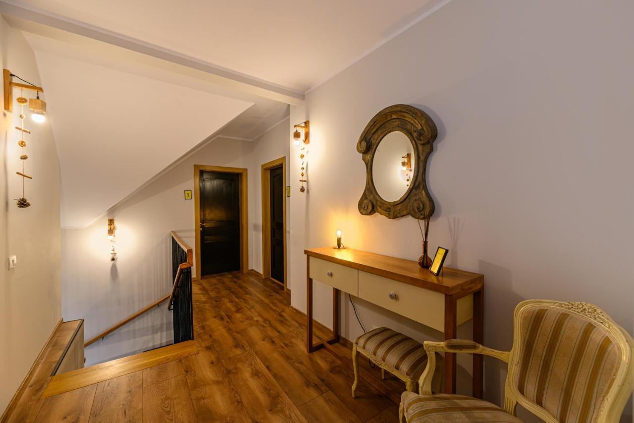 The Good House - Harman Bed & Breakfast Bagian luar foto