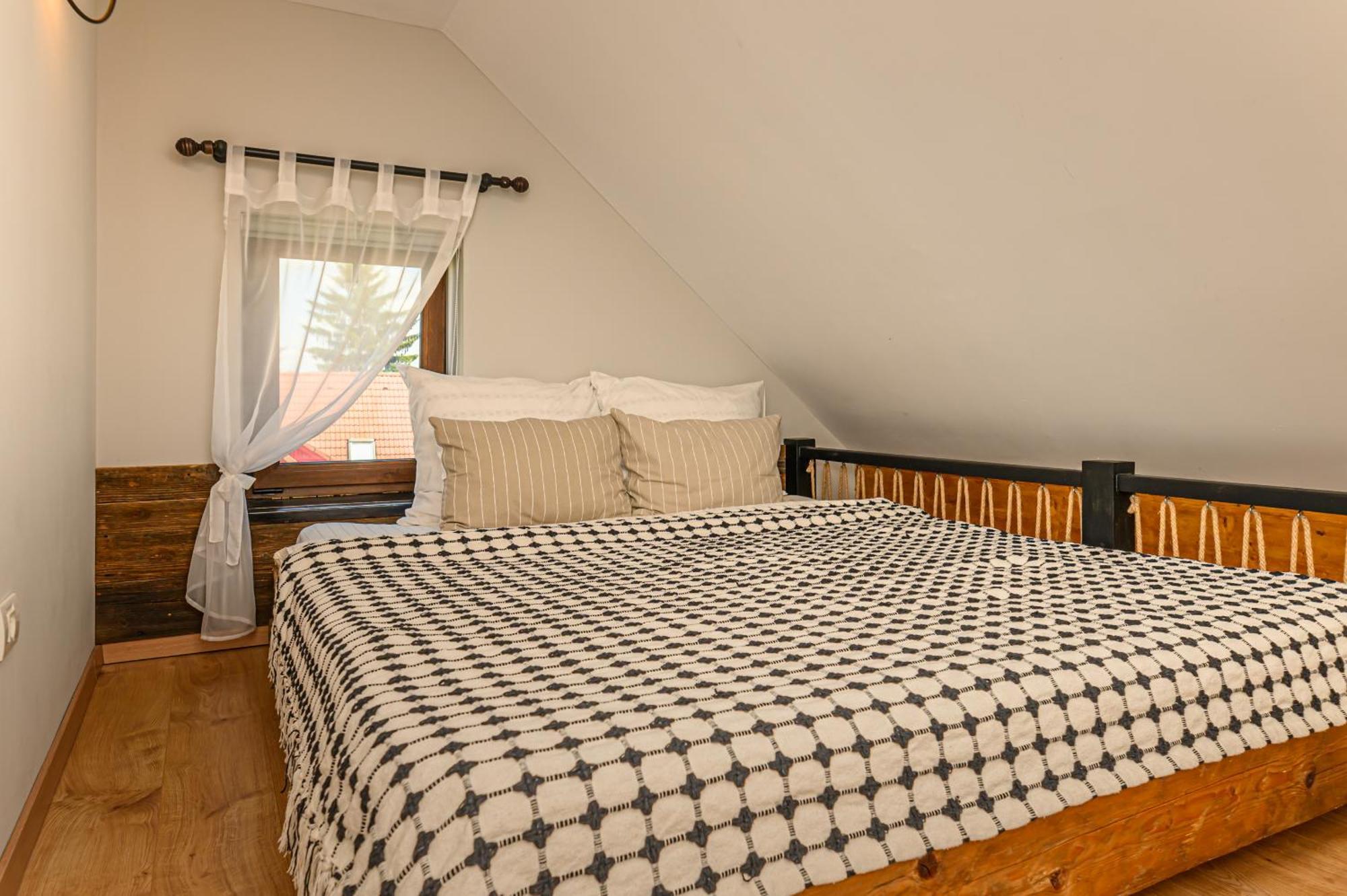 The Good House - Harman Bed & Breakfast Bagian luar foto